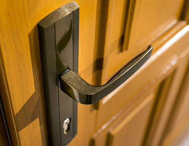 仲巴24小时上门开锁公司